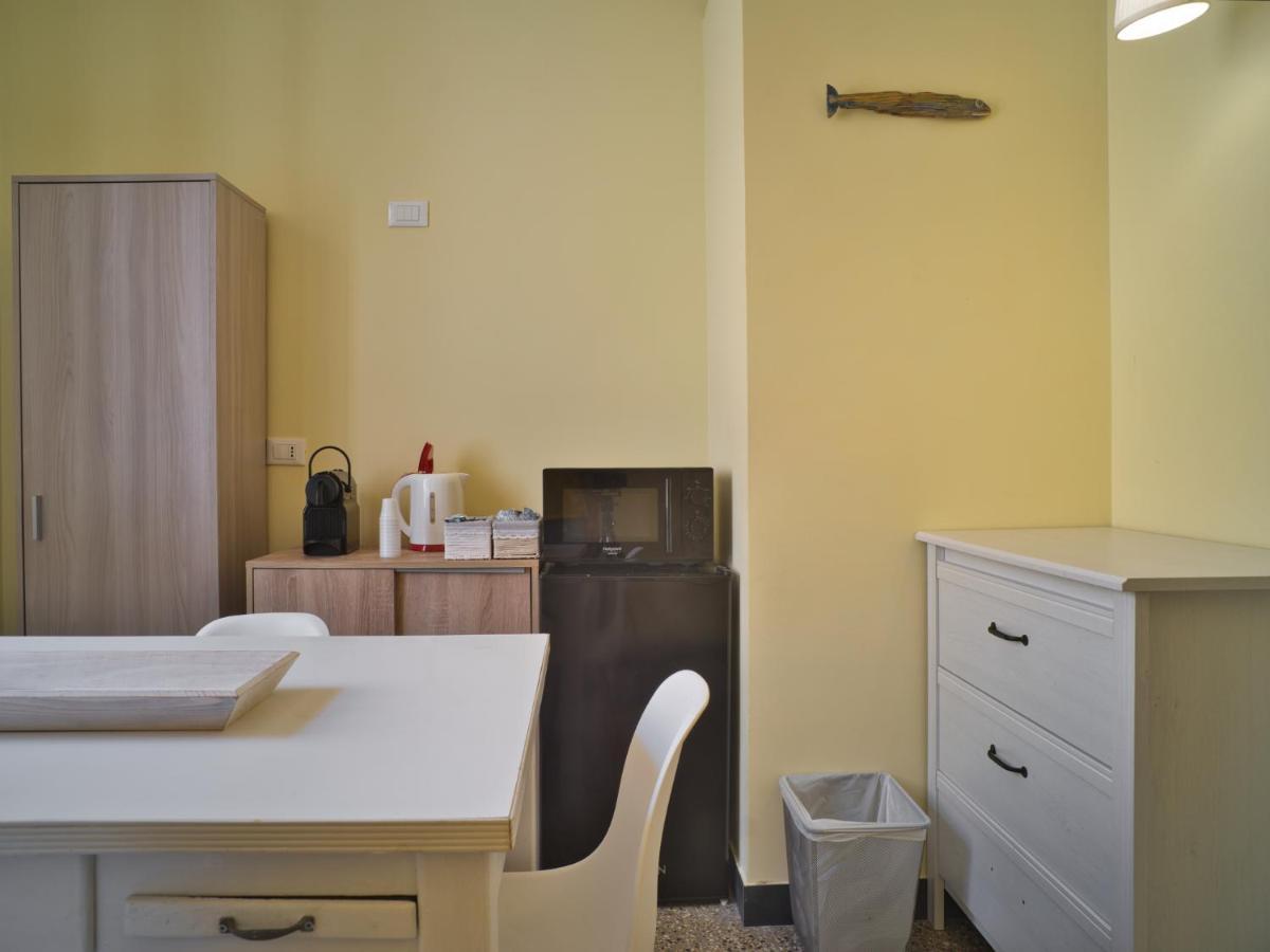 Hotel 2 Passi Dal Mare Finale Ligure Exterior foto